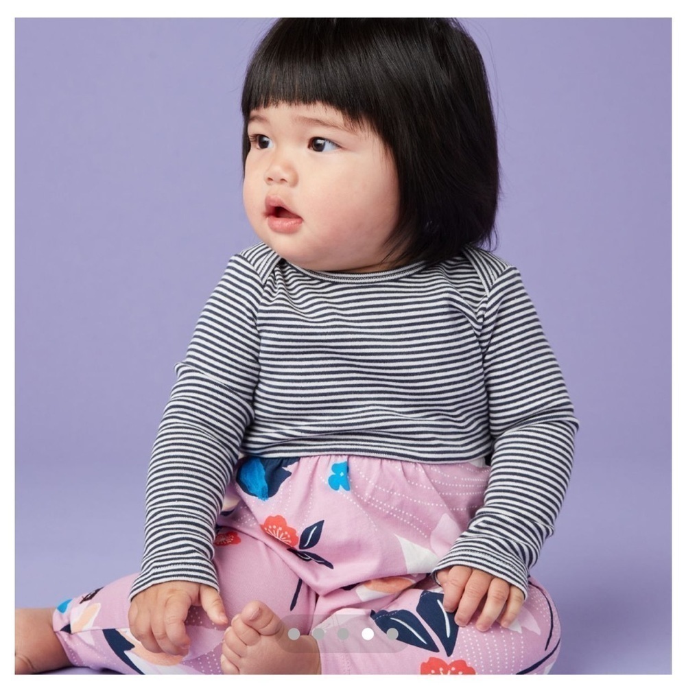 Tea Collection Baby Girls floral Cotton Knit Long Sleeved Romper size 0-3 months